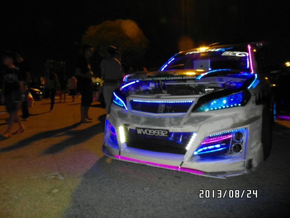 Auto Salon Night 2013 в Куала-Лумпуре 