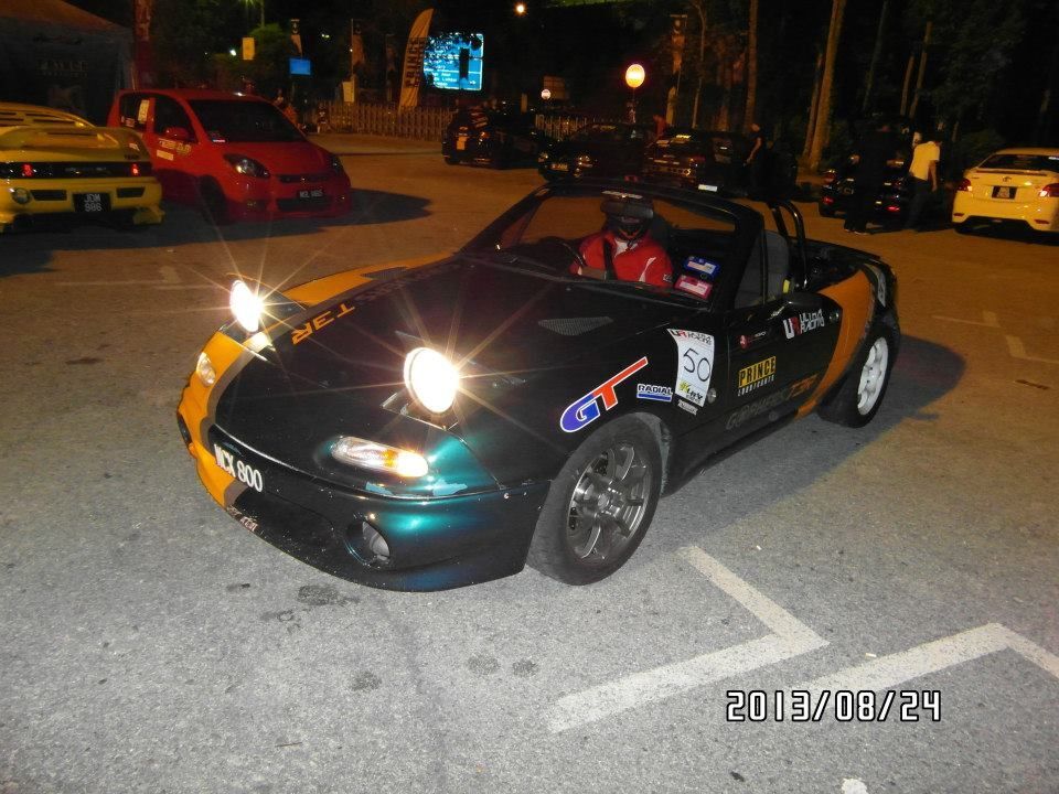Auto Salon Night 2013 в Куала-Лумпуре 