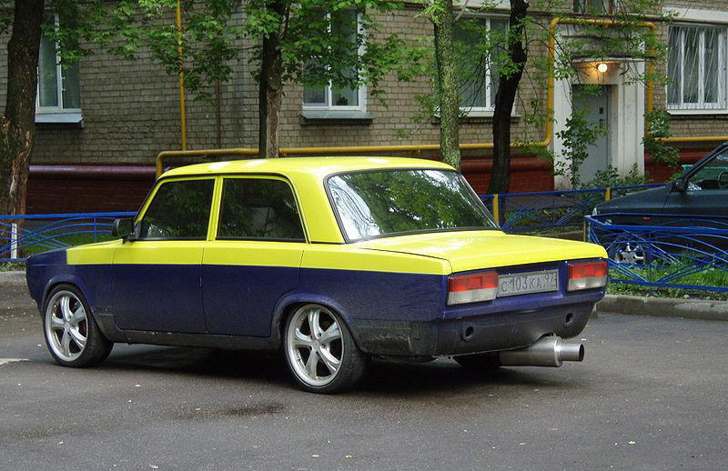 На каких машинах стыдно ездить?