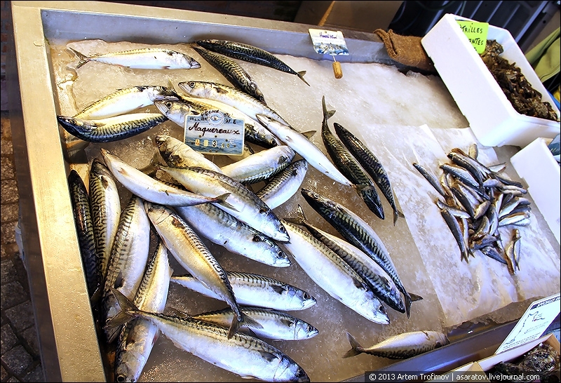 Богатый рыбный рынок в Трувиле