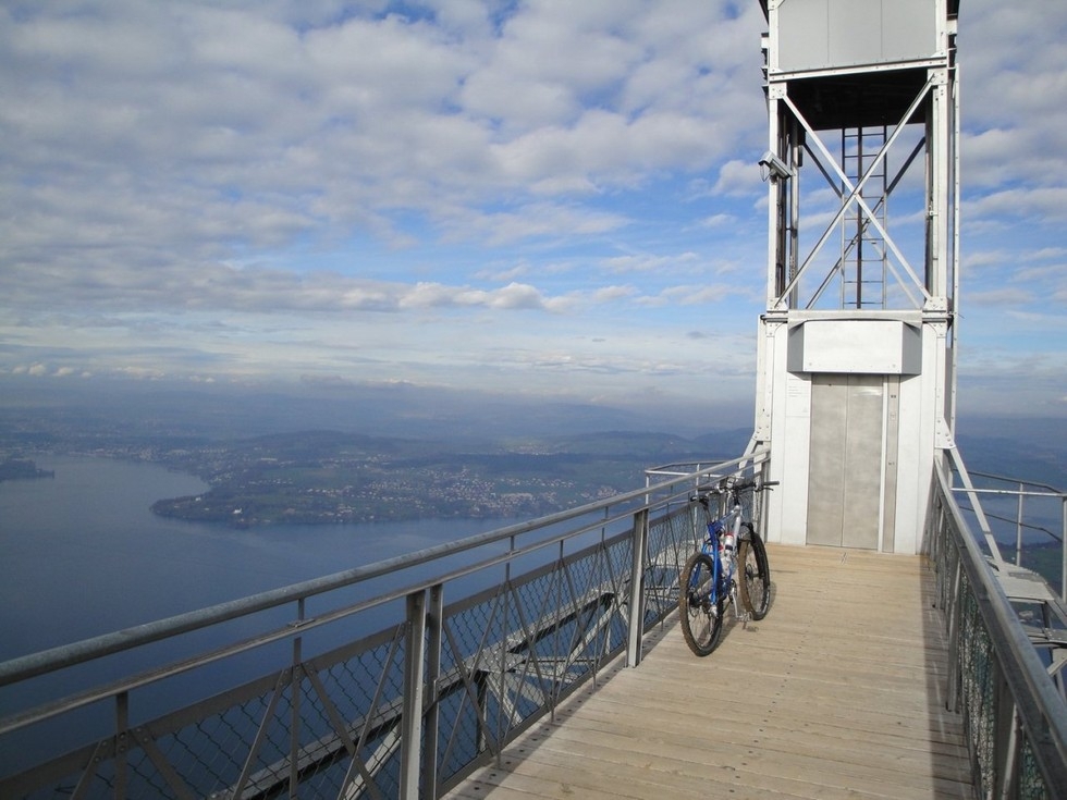 Cамый высокий в Европе наружный лифт – Hammetschwand Lift.