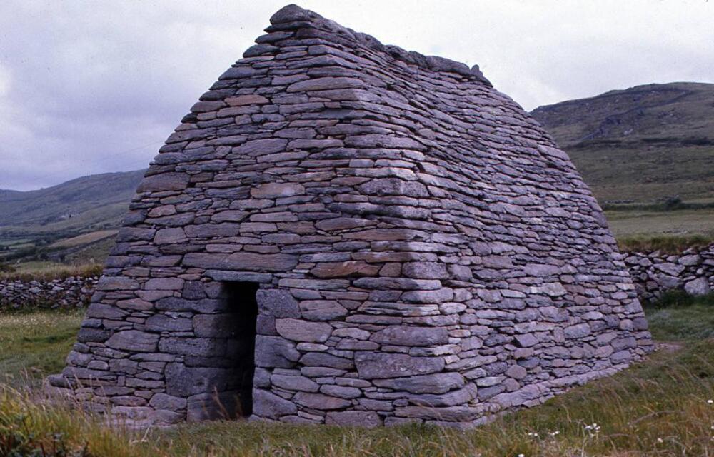 Старый каменный дом в Ирландии