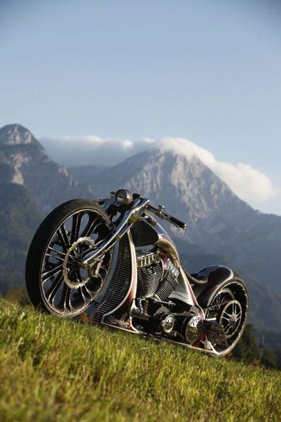 Кастом-байк от немецкого ателье Thunderbike