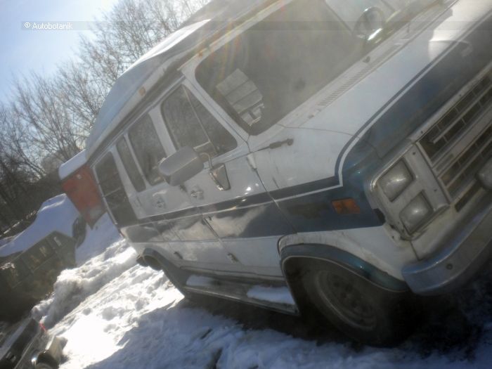 Восстановление старенького Chevy Van