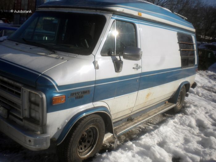 Восстановление старенького Chevy Van