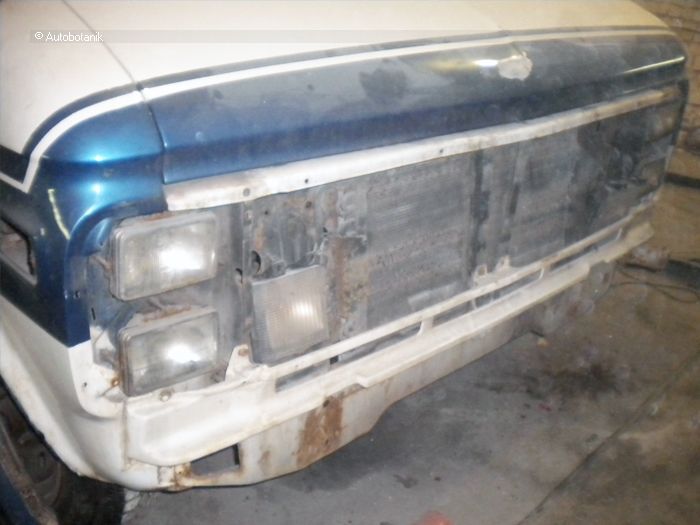 Восстановление старенького Chevy Van