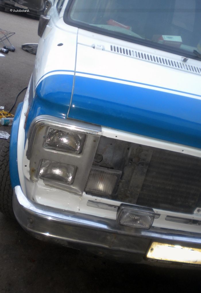 Восстановление старенького Chevy Van