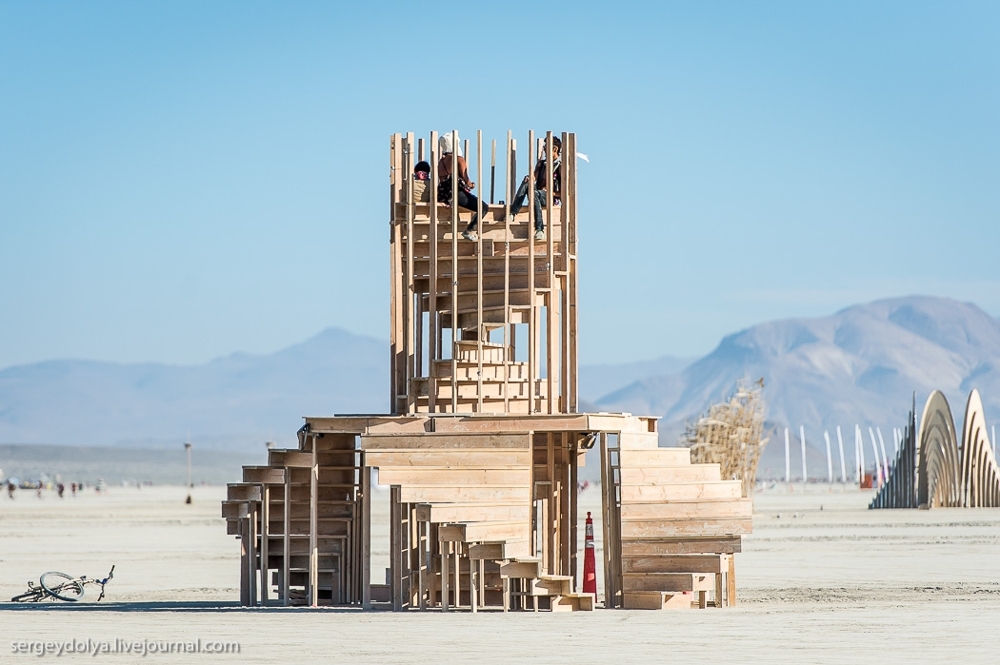 Самые интересные инсталляции фестиваля Burning Man 2013