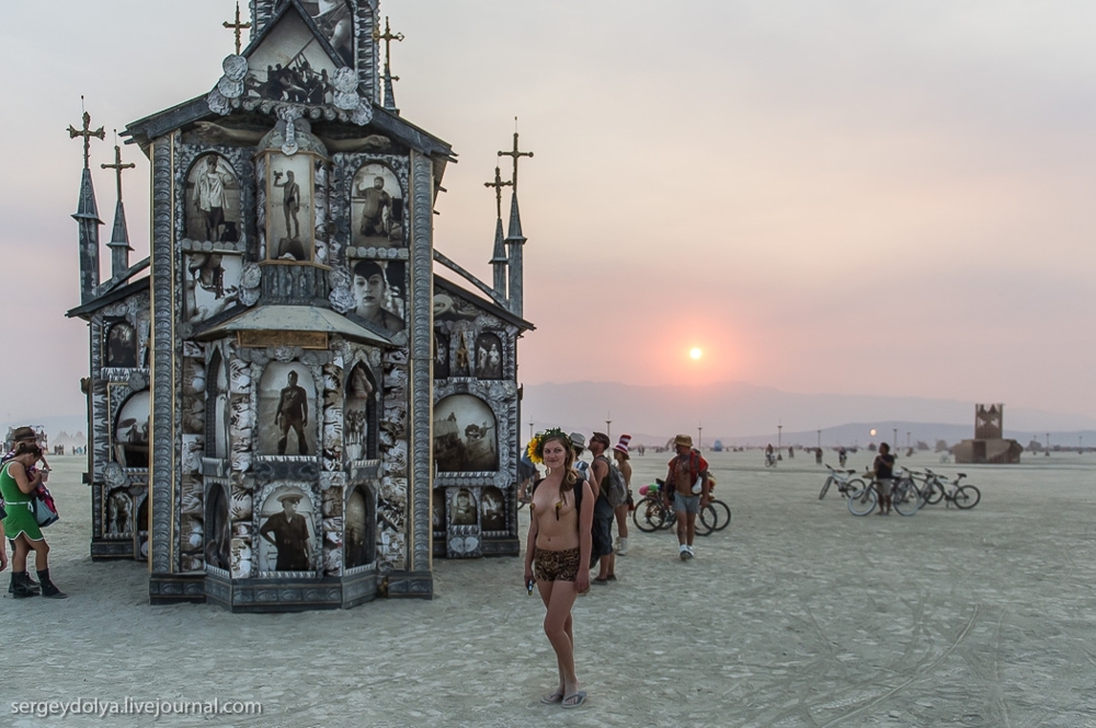 Самые интересные инсталляции фестиваля Burning Man 2013