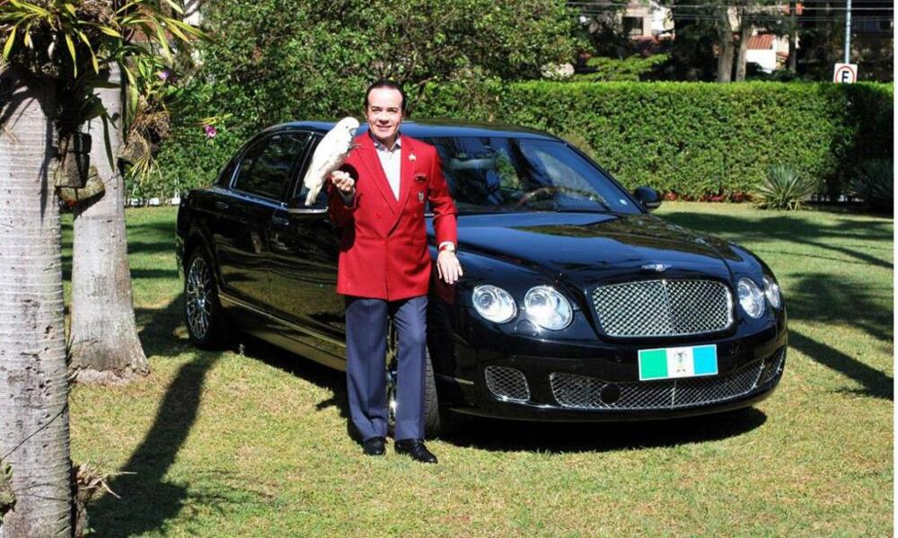 Бизнесмен похоронит свой Bentley 