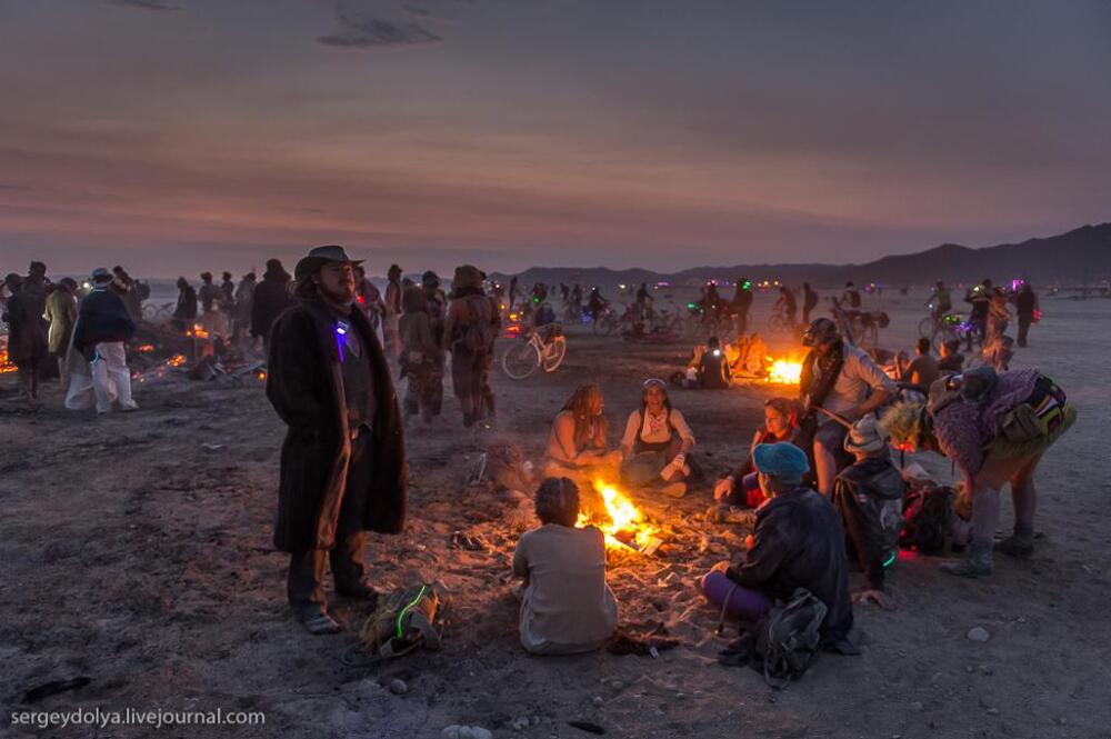 Окончание фестиваля Burning Man 2013