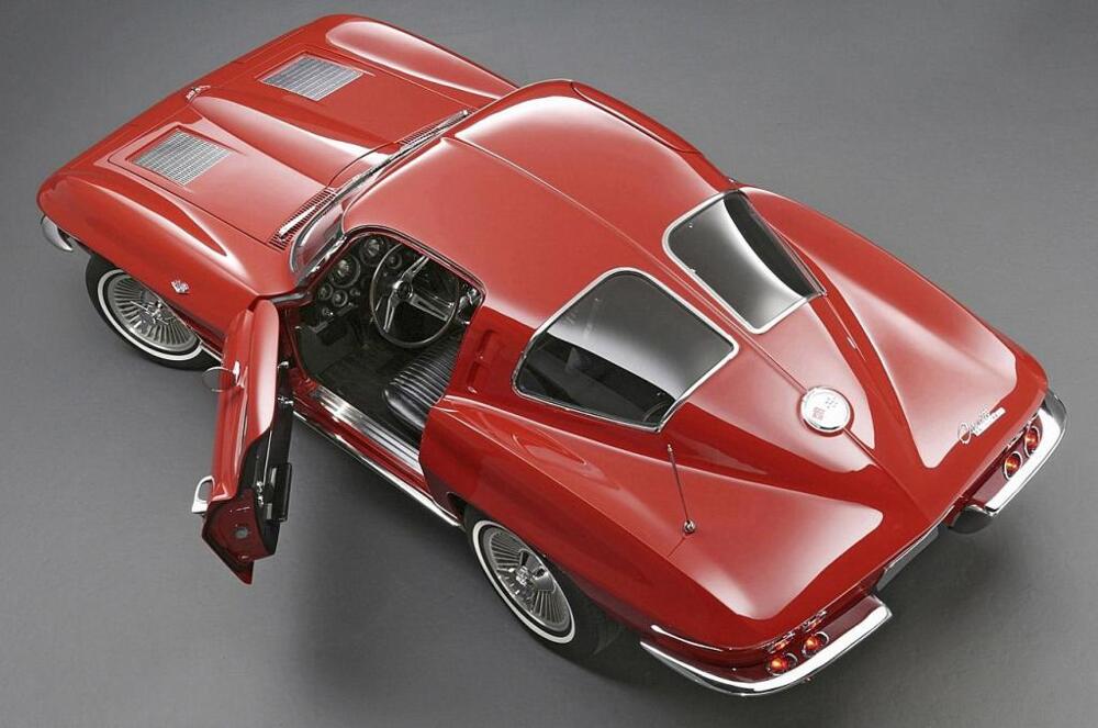 Chevrolet Corvette - 60 лет!