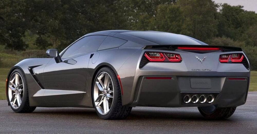 Chevrolet Corvette - 60 лет!