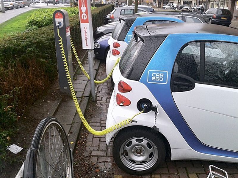 Электромобиль Renault Twizy