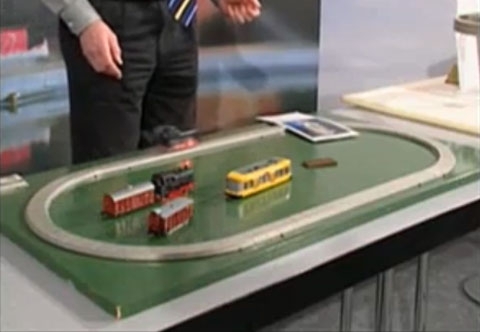 Антигравитационный макет железной дороги, работающей на жидком азоте