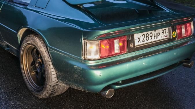 Lotus Esprit