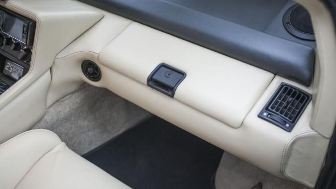 Lotus Esprit