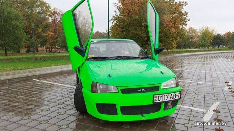 Минчанин хочет сделать из своего Opel Kadett трансформера Автобота