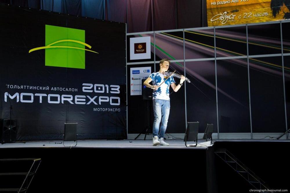 Тольяттинский автосалон - MOTOREXPO 2013