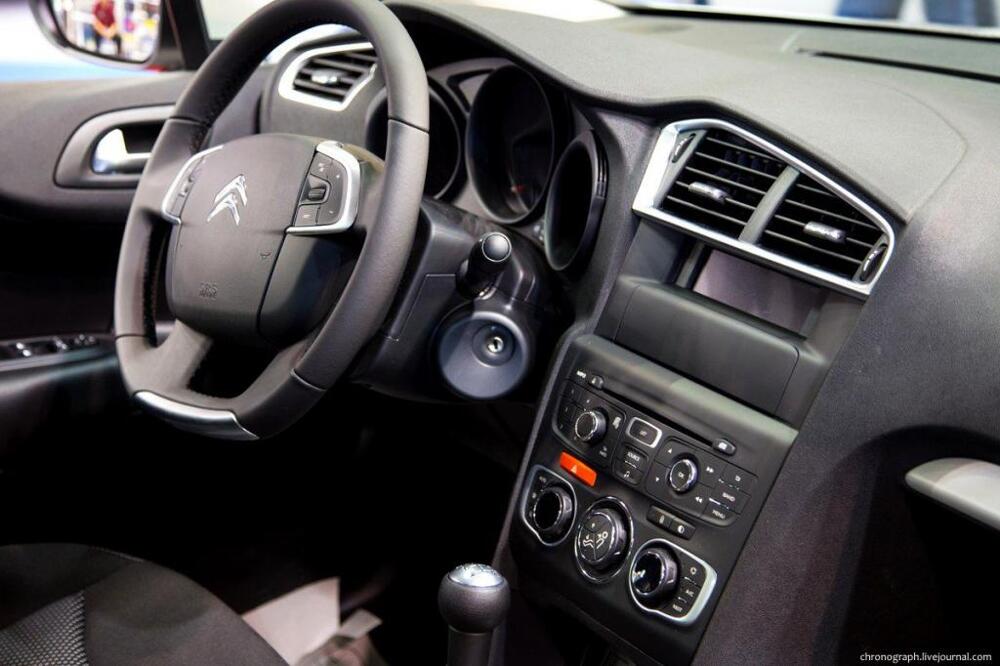 Тольяттинский автосалон - MOTOREXPO 2013