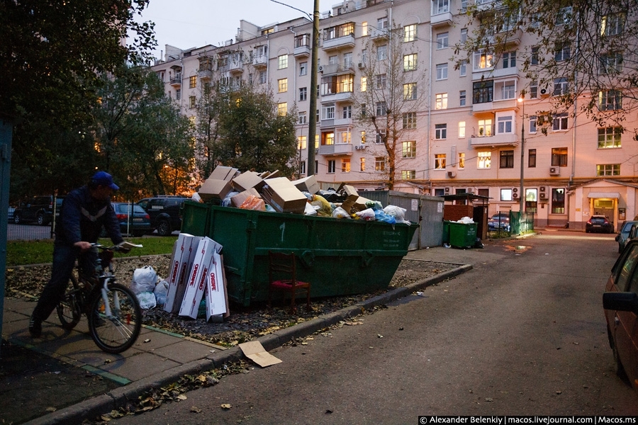 Мусор на московских улицах