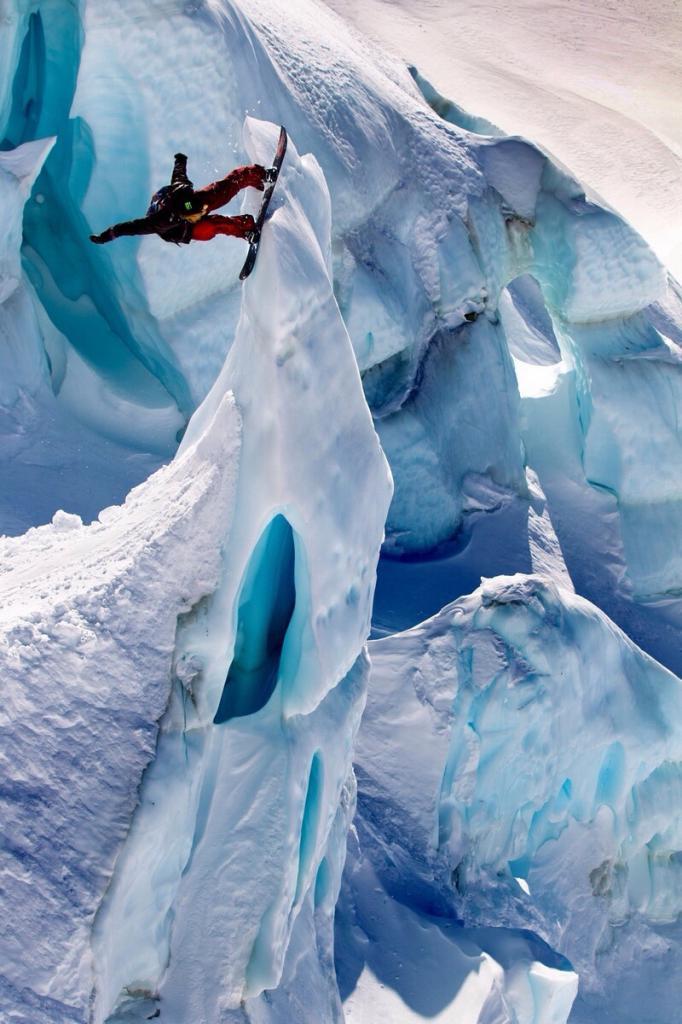 Сноубординг на леднике  