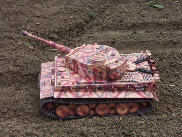 Делаем танк PzKpfw VI Tiger из бумаги своими руками