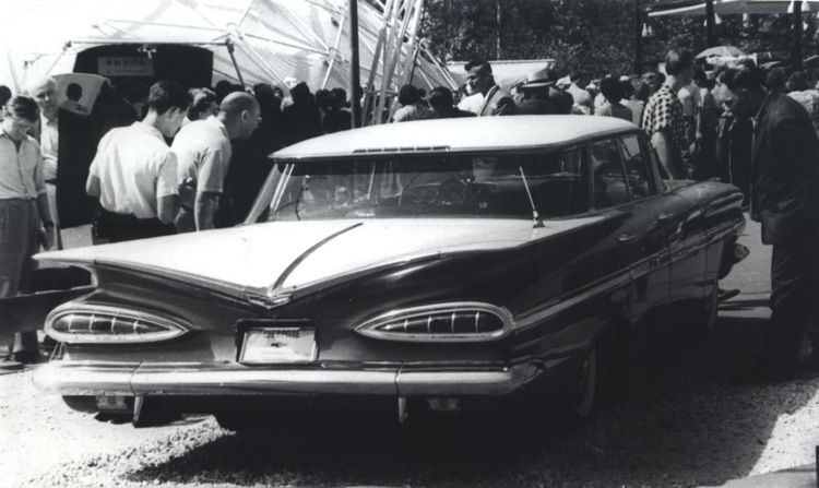 Автомобили на американской выставке 1959 года 