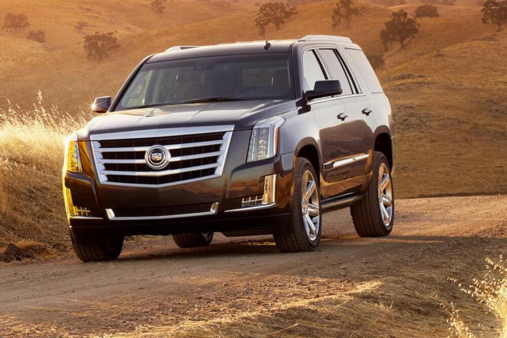  Cadillac официально представил новый Escalade