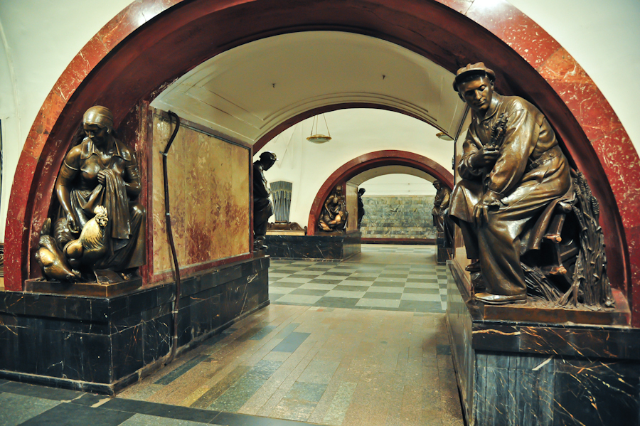 Самые красивые станции московского метро 