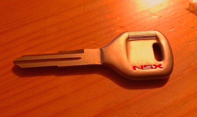 10 самых красивых автомобильных ключей