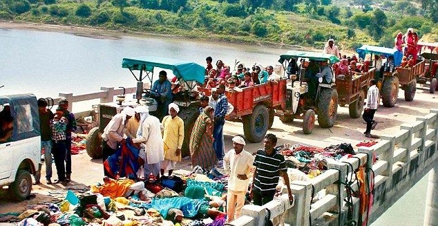 Больше ста человек были затоптаны во время религиозного фестиваля