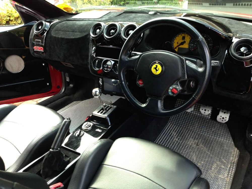 Реплика Ferrari F430 из Великобритании