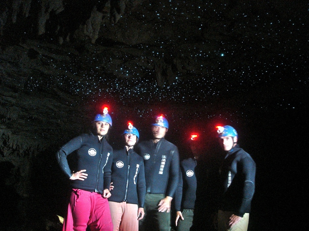 Светящиеся Пещеры Вайтомо