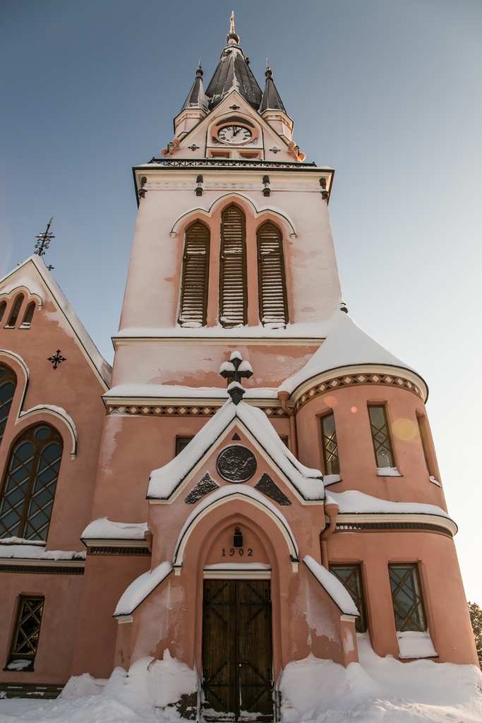 Прогулка по ледяному замку в Кеми