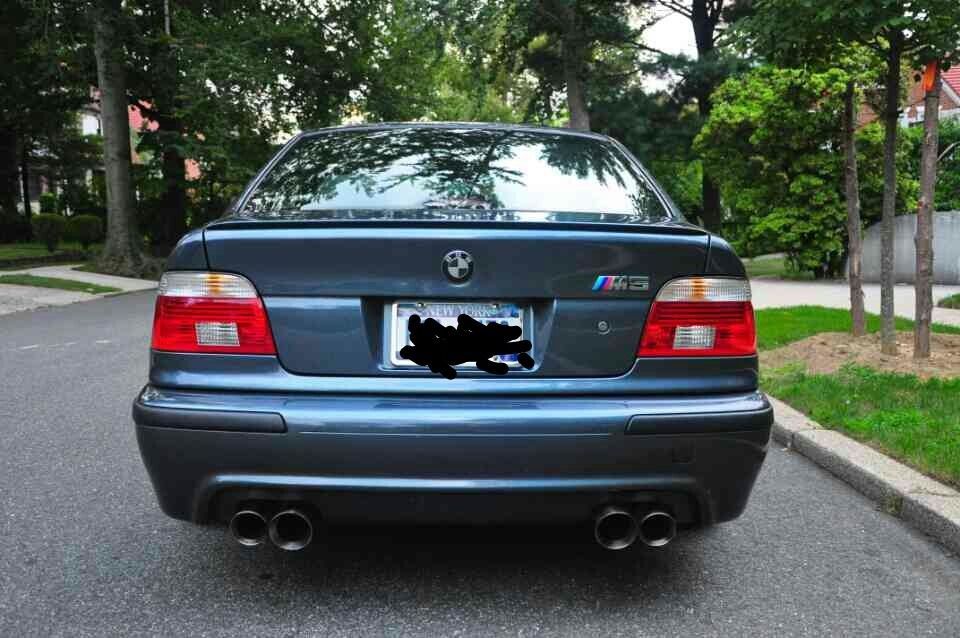 Найдено на eBay. BMW M5 с мотором Toyota Supra