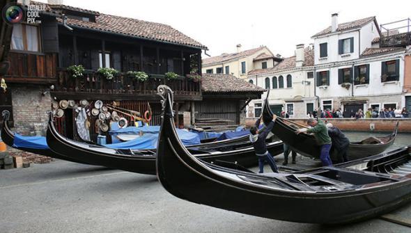 Верфь по изготовлению гондол в Венеции