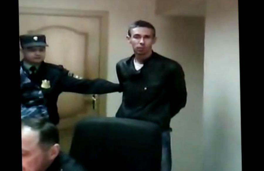 Алексей Панин устроил дебош в полицейском участке