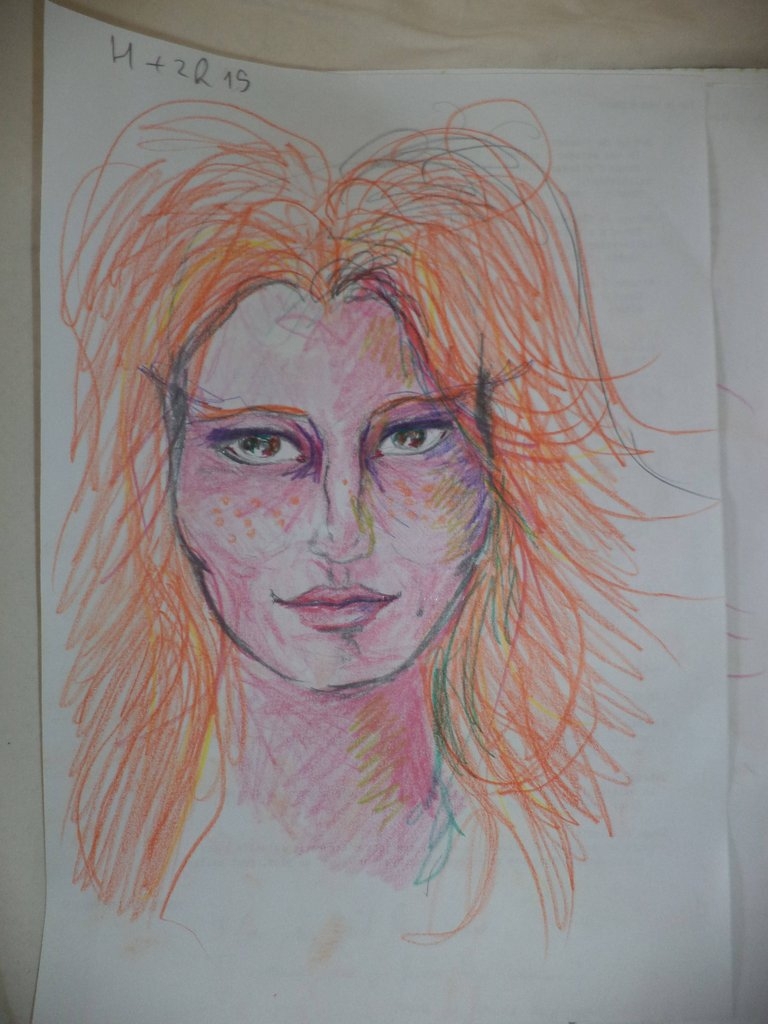  Художник рисует девушку после употребления наркотиков 