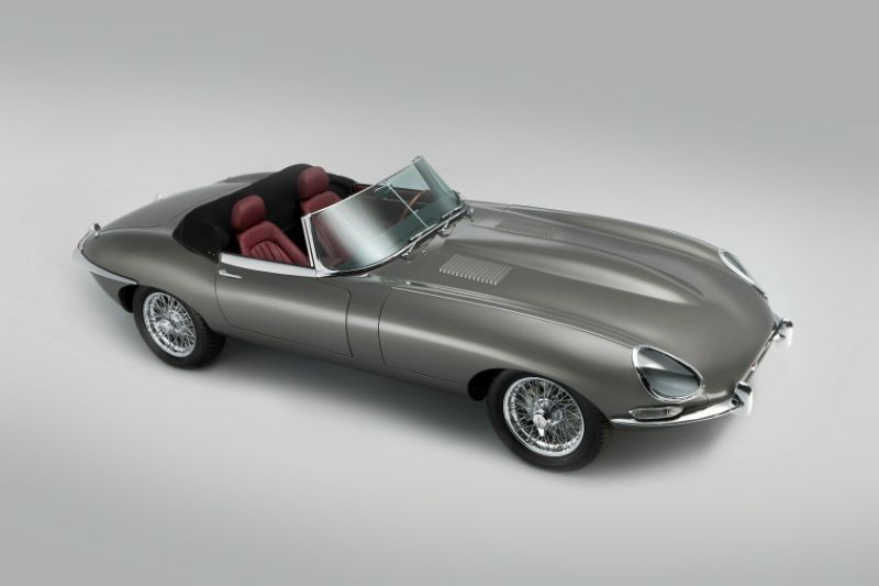 Британцы восстановили полтора Jaguar E-Type