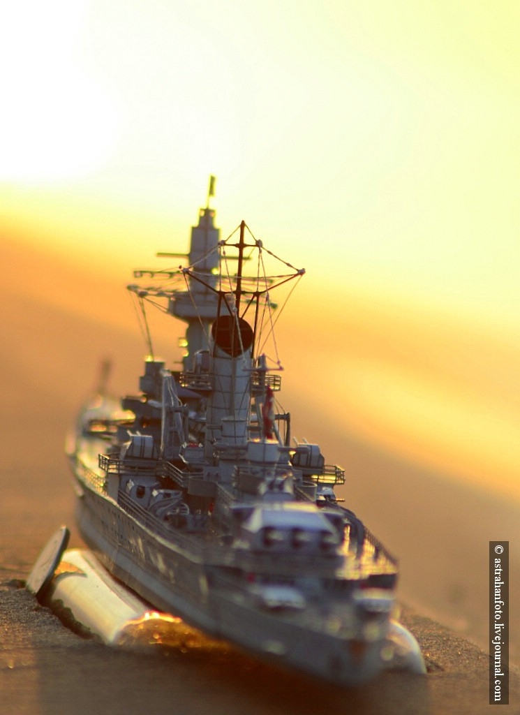 Модель немецкого тяжёлого крейсера Дойчланд