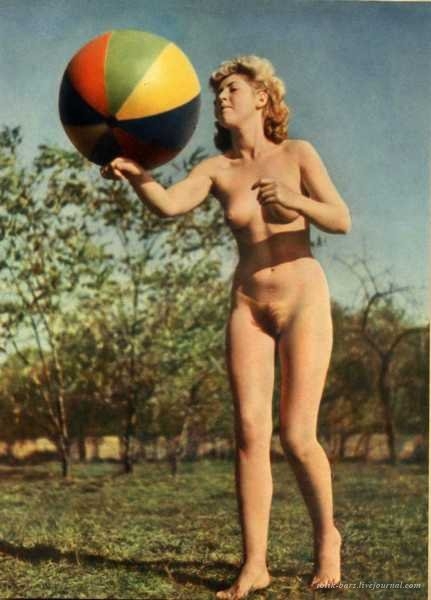 Schönheit des Leibes - первые цветные фотоальбомы на тему нудизма в 19
