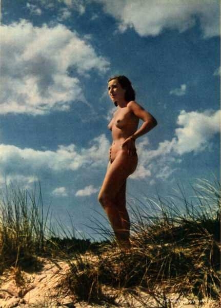 Schönheit des Leibes - первые цветные фотоальбомы на тему нудизма в 19