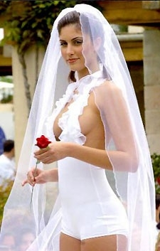 Самые откровенные свадебные платья