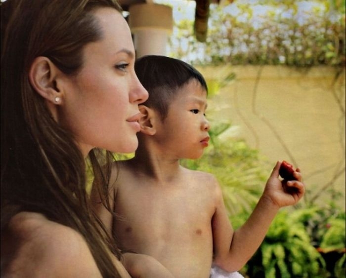 Интересные факты из жизни соблазнительной Анджелины Джоли