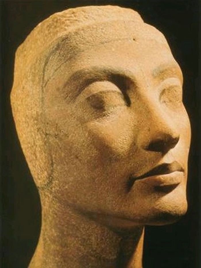 Красота царицы Нефертити. Миф или реальность?