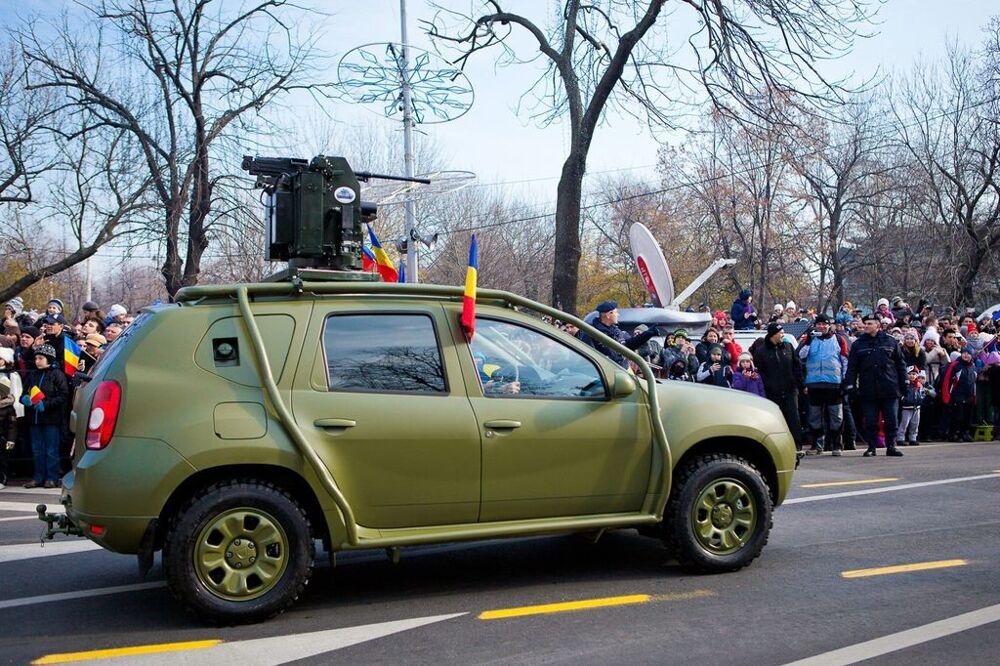 Военный вариант Duster для Румынии