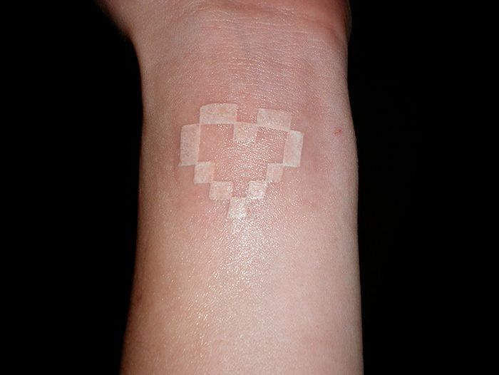 Необычные пиксельные татуировки 
