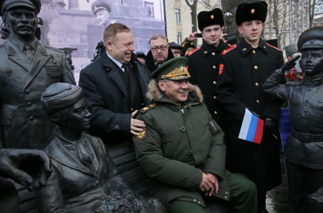 В Москве открыт памятник героям фильма Офицеры
