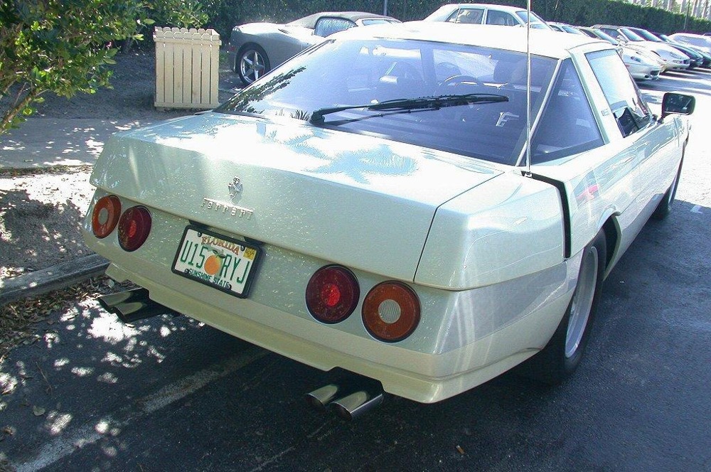 Найдено на eBay.  Ferrari 400i